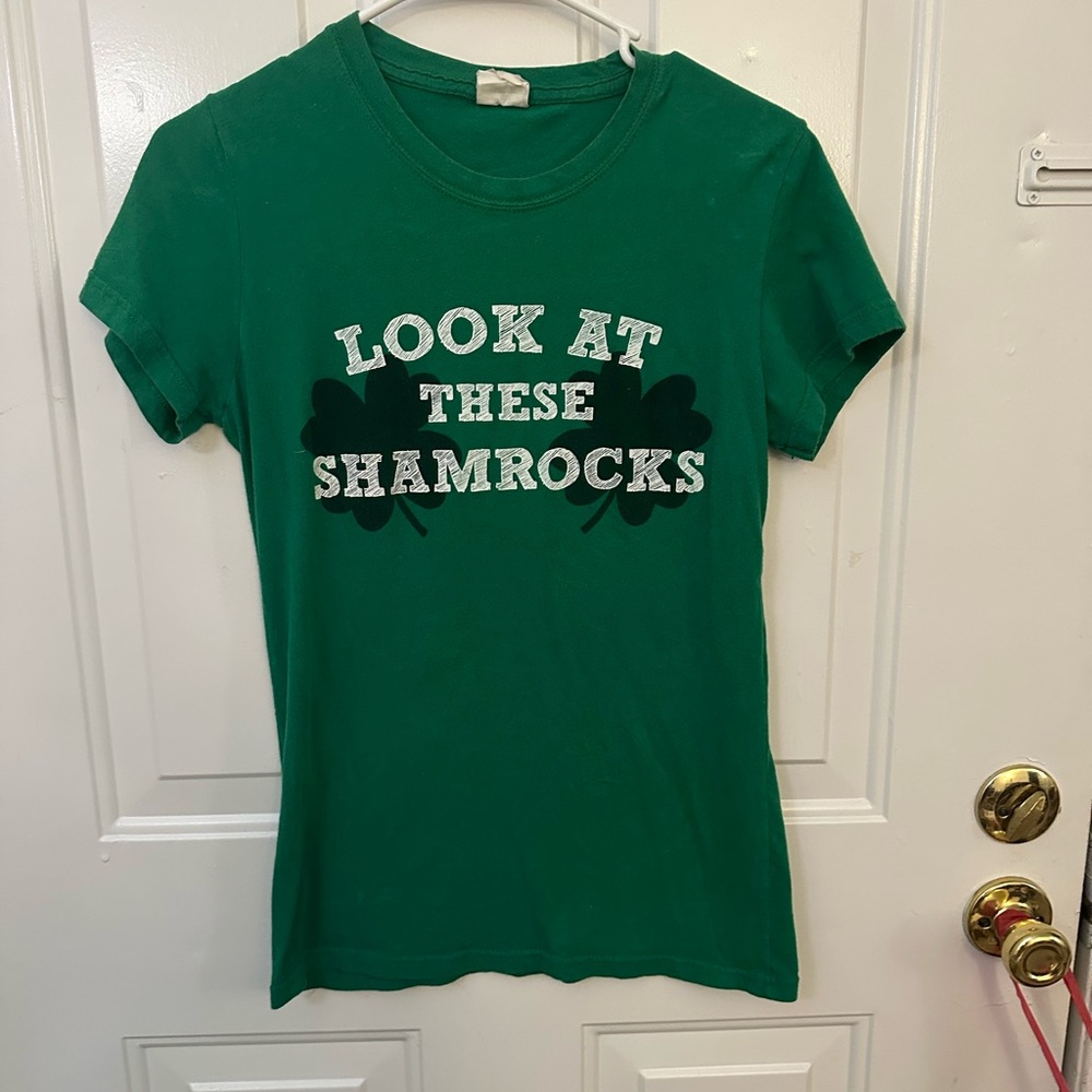 Green Shamrock Graphic T-Shirt